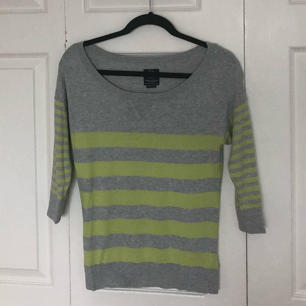4/$30 American Eagle Knit Top 🎈